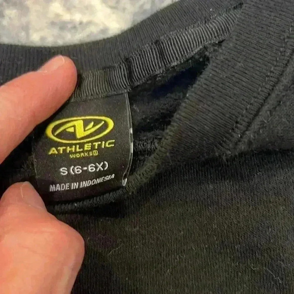 Girls long sleeve shirts bundle size 6. All in good condition! - Picture 7 of 11